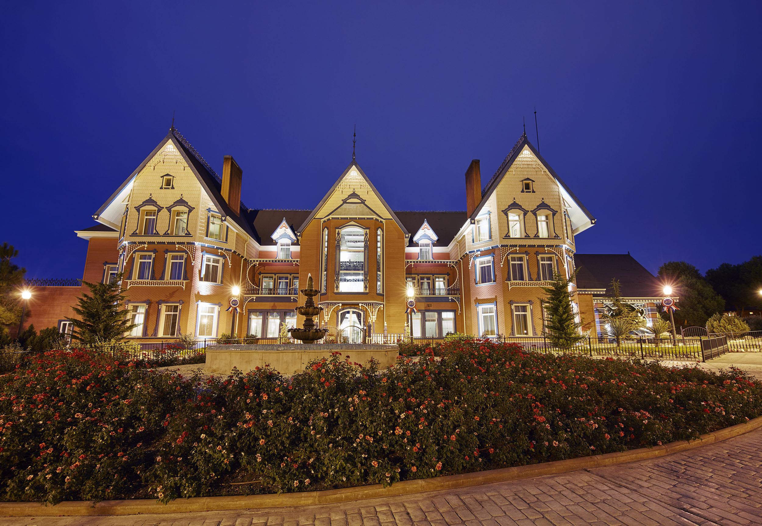 Portaventura Hotel Lucy'S Mansion - Includes Unlimited Access & Express Wristband To Portaventura Park & Ferrari Land ซาลอว์ ภายนอก รูปภาพ