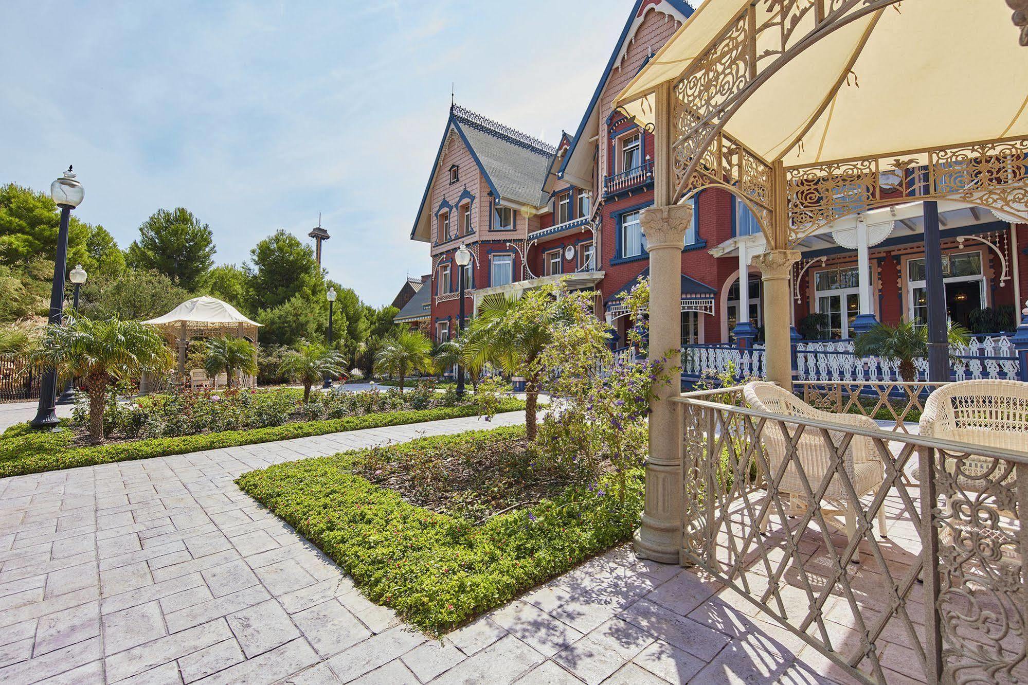 Portaventura Hotel Lucy'S Mansion - Includes Unlimited Access & Express Wristband To Portaventura Park & Ferrari Land ซาลอว์ ภายนอก รูปภาพ